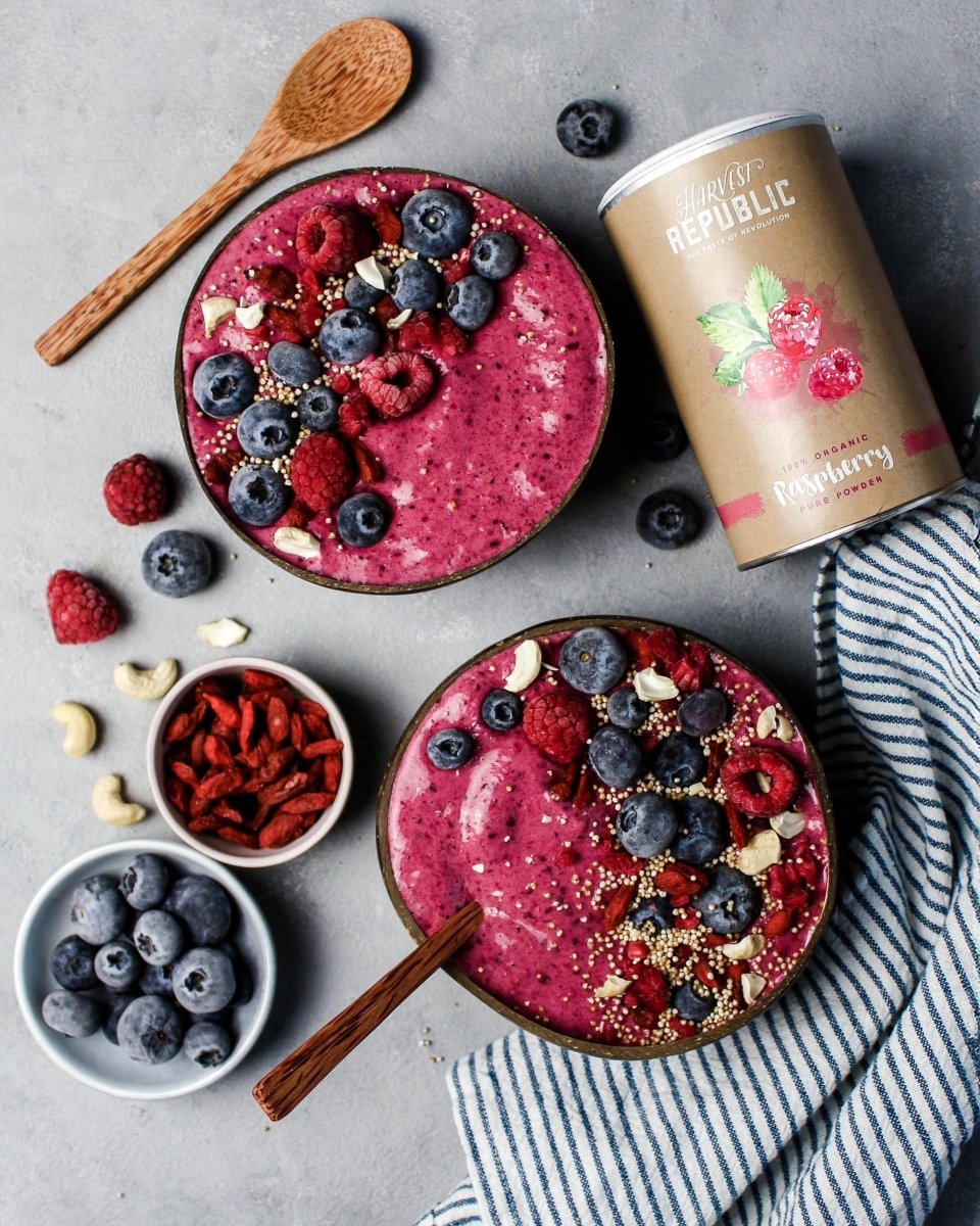 Himbeer Rote Beete Protein Smoothie Bowl